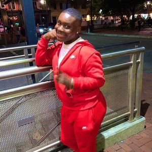 Meet your Posher, Jodi